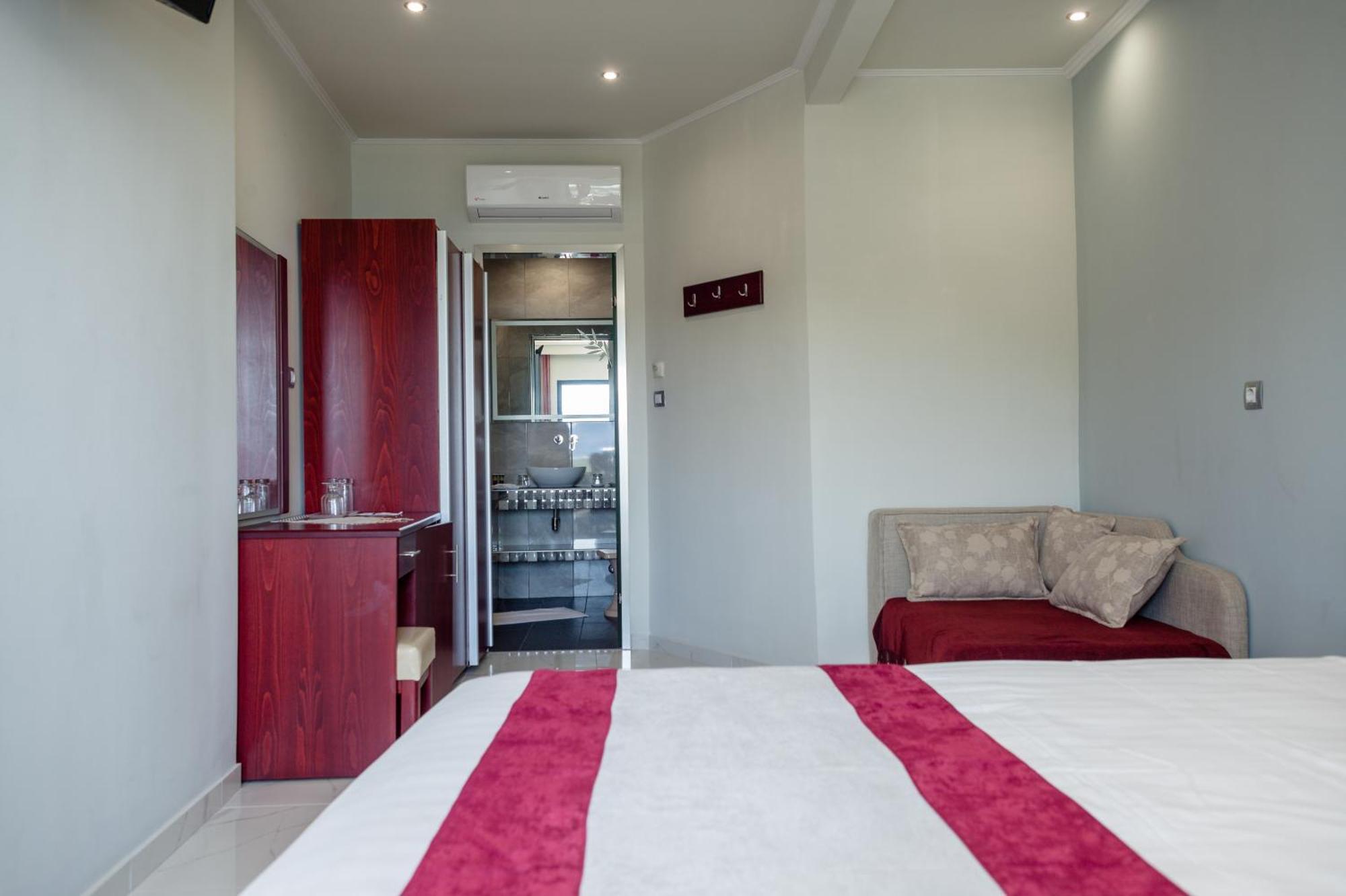 Hotel Villa Nisteri 리메나스 객실 사진