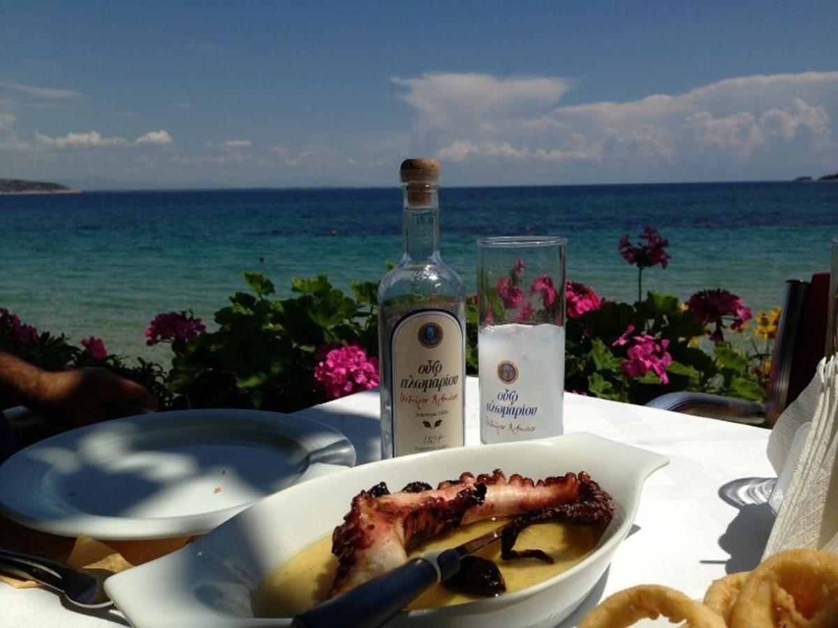 Hotel Villa Nisteri 리메나스 외부 사진