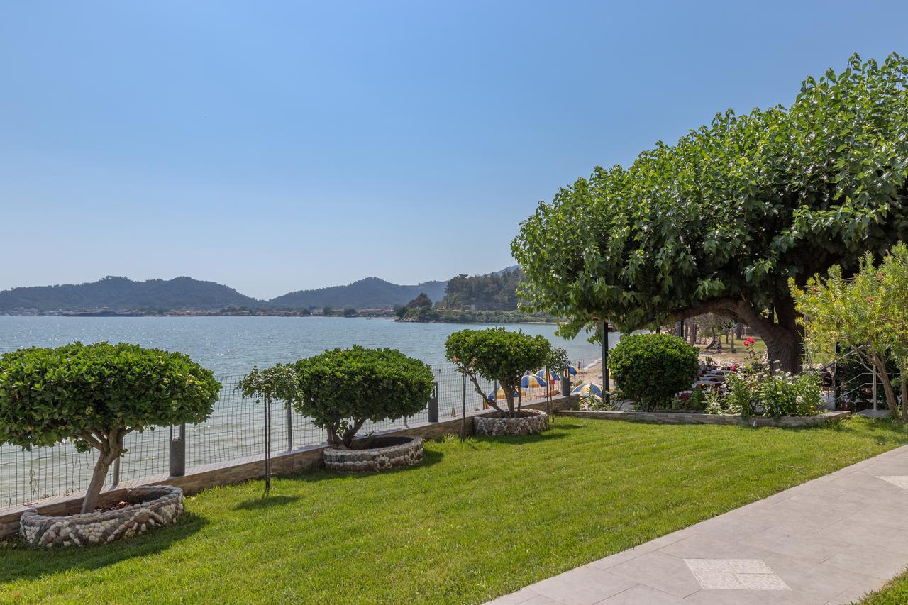 Hotel Villa Nisteri 리메나스 외부 사진